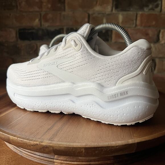 Brooks Ghost Max 2 Women’s 9 Wide Max Cushion White Road Running Shoes Sneakers - Picture 16 of 16